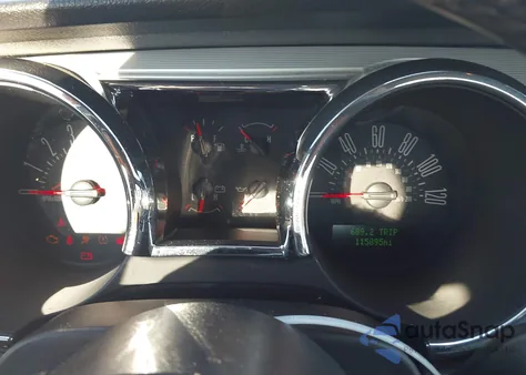 2007 Ford Mustang V6 Deluxe/V6 Premium z USA, uszkodzony, nr VIN 1ZVFT80N375288330